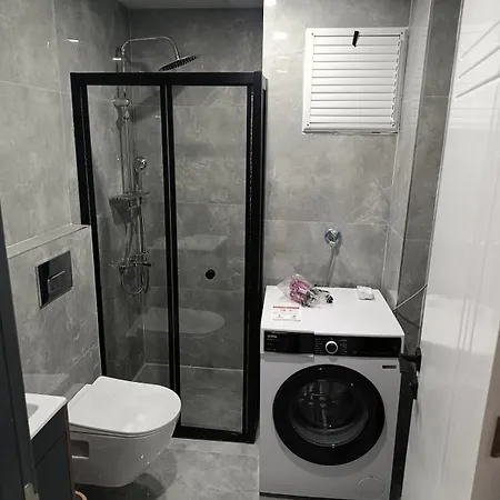 Apartment Mkg No 9 *